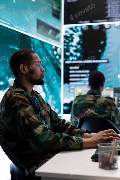 Preview: Army intelligence specialists utilize advanced computer systems