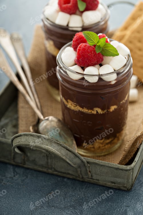 Preview: Smores chocolate pudding in a jar