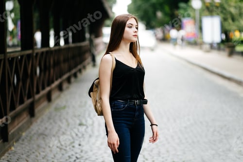 Preview: Young couple walking and having fun