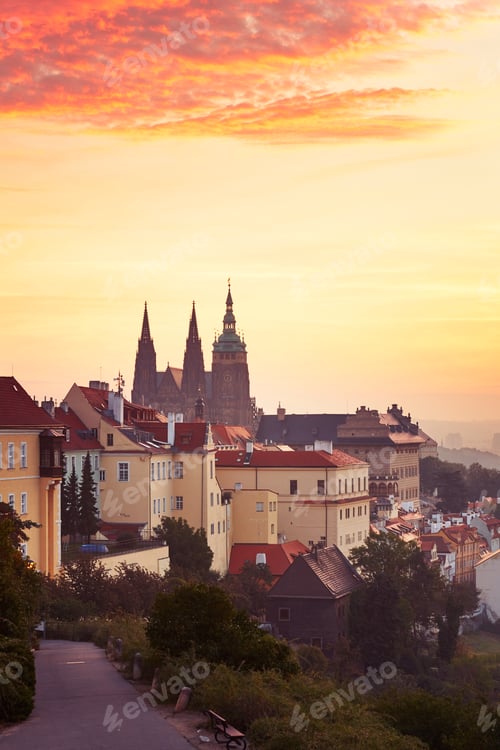 Preview: Prague at the sunrise