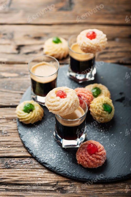 Preview: Traditional Italian cookes with almond