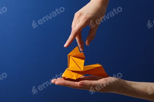 Preview: International day of peace or world peace day, symbol of peace - pigeon