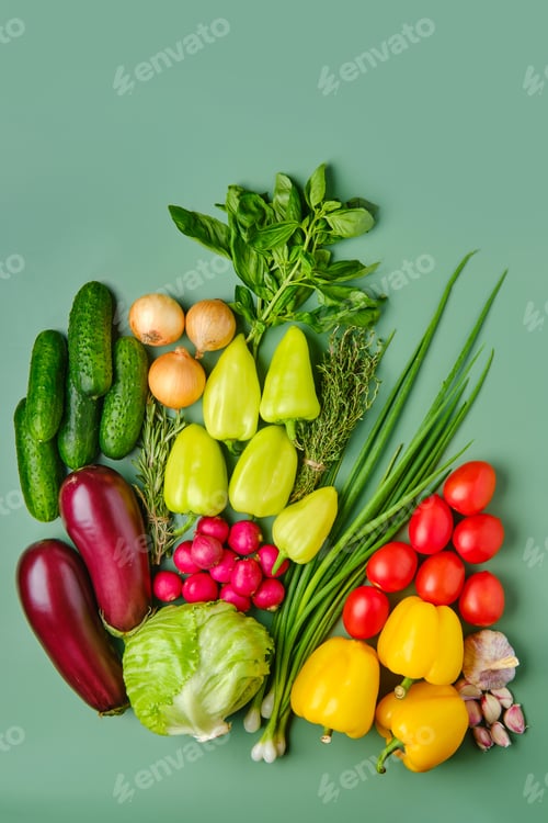 Preview: Composition with fresh vegetables