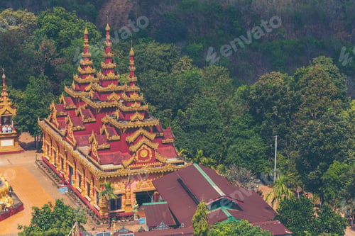 Preview: the big burma temple on the hill