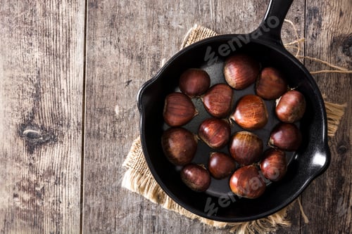 Preview: Roasting chestnuts in a cast iron skillet