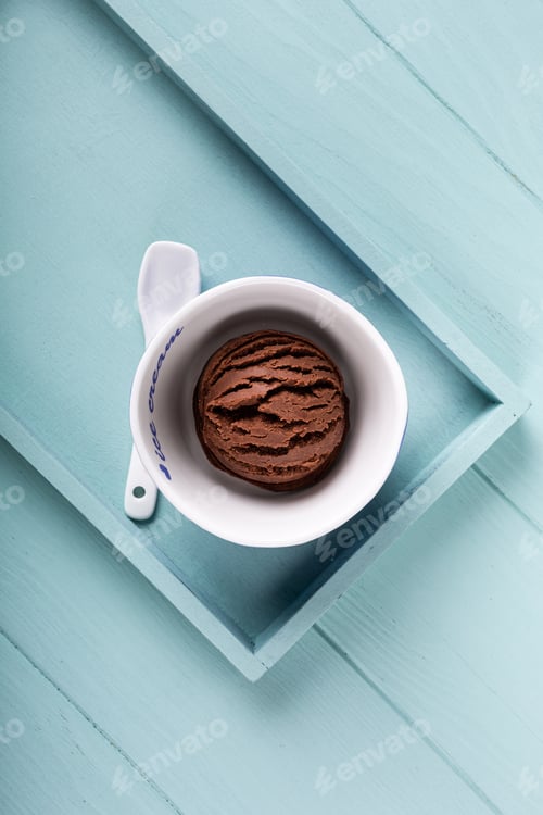 Preview: Homemade assorted ice cream in a bowl