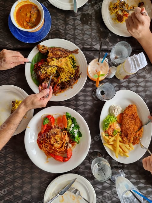 Preview: Overhead food shot of people eating