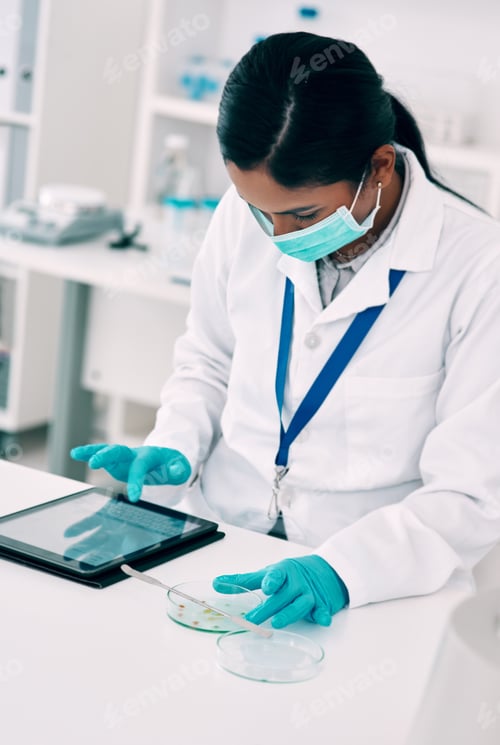 Preview: Shes found the perfect app to guide her through her experiment