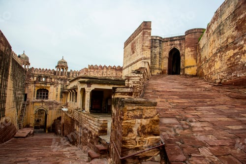 Preview: Exterior view of the 15th century Mehrangarh Fortress in Jodhpur, India.