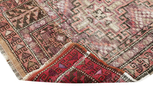 Preview: Textures and patterns in color from woven carpets