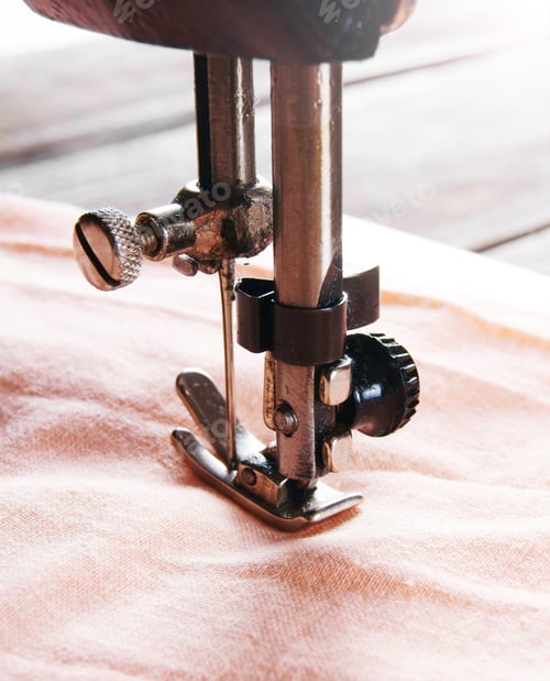 Preview: The sewing machine close-up.