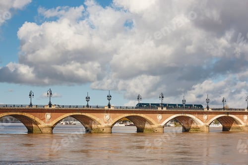 Preview: Famous bridge of Pont de Pierre. Garone river. Bordeaux, France