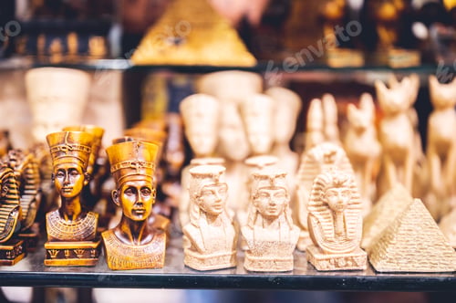 Preview: Egyptian souvenirs and gifts at the street market.