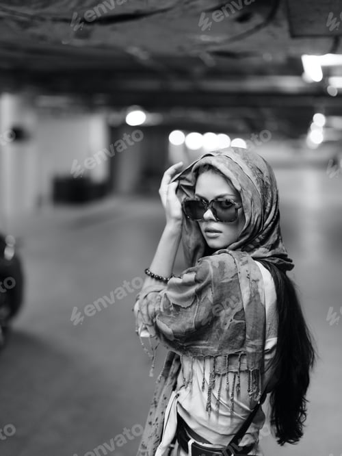 Preview: Fashionable Caucasian Woman with Long Brunette Hair, Posing Alone on City Street in Autumn, Wearing