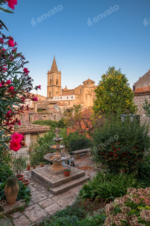 Preview: Novara di Sicilia, Sicily, Italy