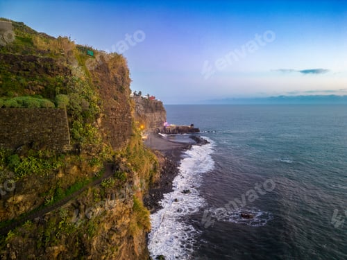 Preview: Scenic coastal landscape featuring cliffs and tranquil waters. Madeira, Portugal