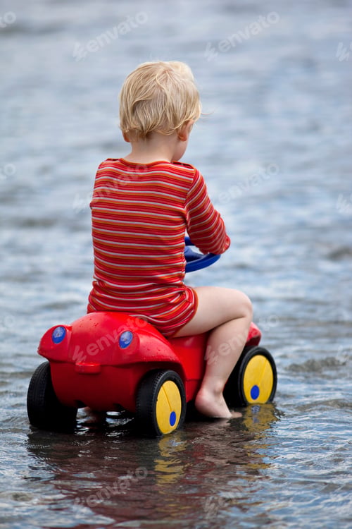 Preview: Playing on a car