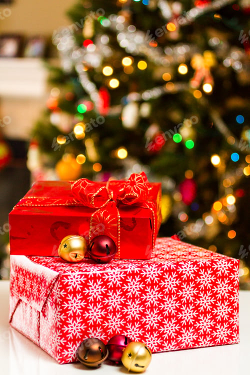 Preview: Presents