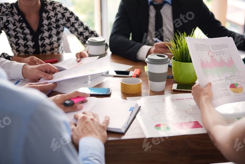 Preview: Documents analyzed at the business meeting