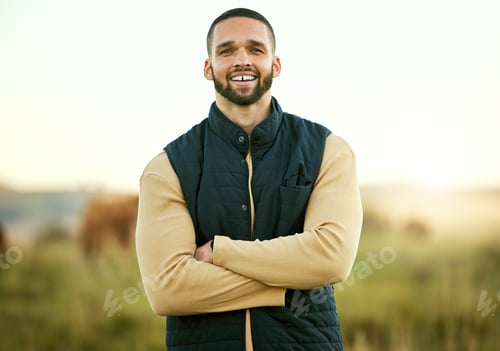 Preview: Portrait, man or happy farmer on grass with sustainability goals, growth mindset or agriculture dev