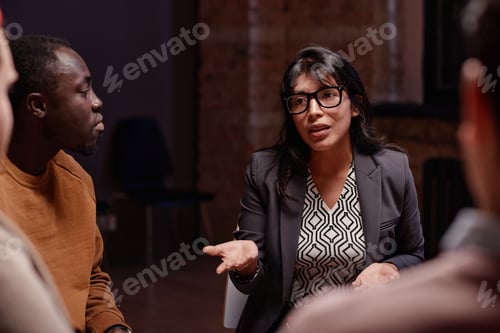 Preview: Woman Working With Support Group