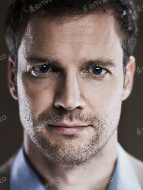 Preview: Close-up portrait of man in suit