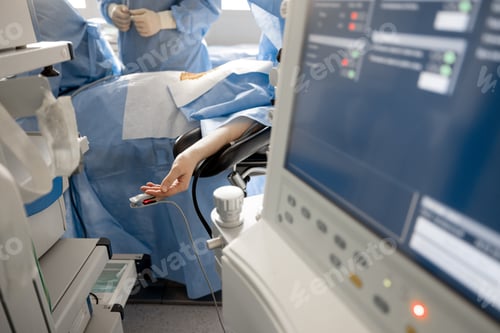 Preview: Patient lying during a surgery