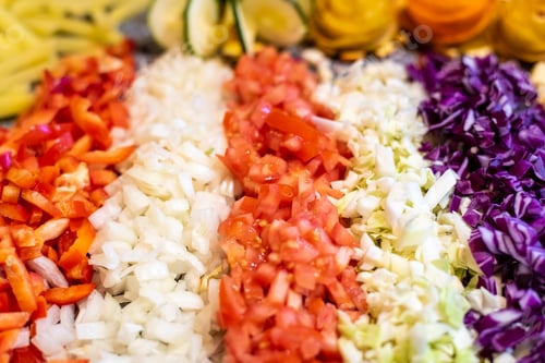 Preview: Fresh slice of vegetables, red pepper, carrots, cabbage and onion