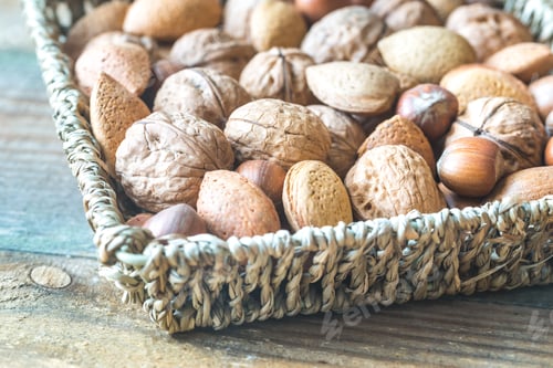 Preview: Assortment of nuts
