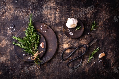 Preview: Rosemary, garlic, salt and pepper.