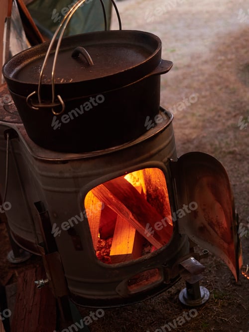 Preview: An old Japanese Daruma stove