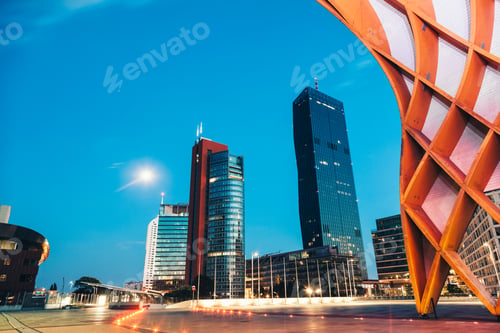 Preview: Skyscrapers and modern architecture in Vienna Austria