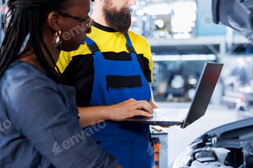 Preview: Worker in car service orders alternator