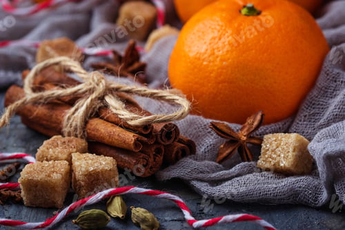 Preview: Orange tangerines and Christmas spices