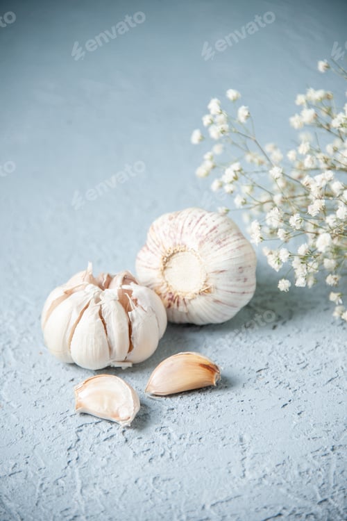 Preview: front view fresh garlics on a white background food plant pepper sour seasoning vegetable