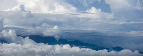 Preview: Clouds and mountains in Otavalo, Ecuador