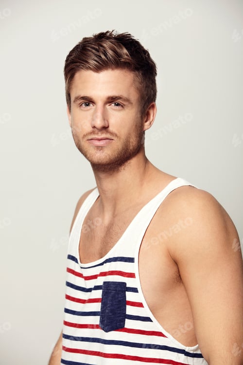 Preview: Hes got that laid-back charm...