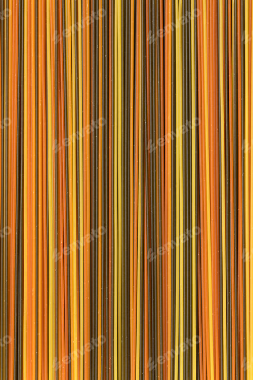 Preview: Spaghetti tricolore close up full frame