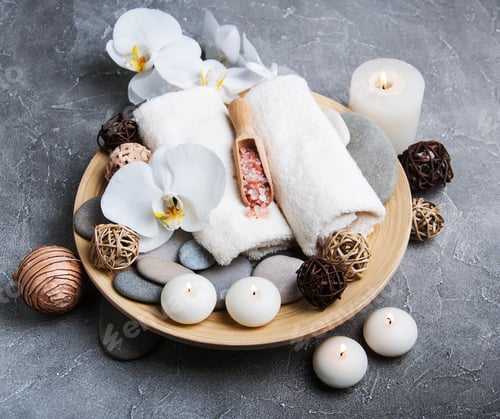 Preview: Spa products with white orchids