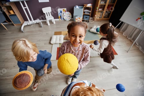 Preview: Kids Learning About the Planets in School