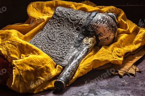 Preview: Dung-Dkar Buddhist religious music instrument
