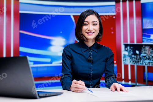 Preview: Asian presenter on daily newscast