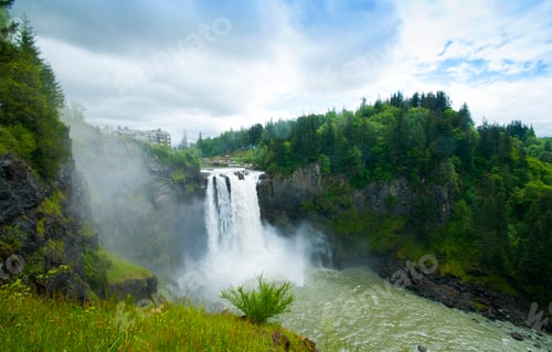 Preview: Landscape of Snoqualmie Falls in Washington State, USA.