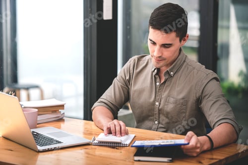 Preview: business man seriously analyzing business data, clear, hard work, busy, business bankruptcy, low pro