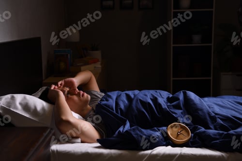 Preview: Man insomnia