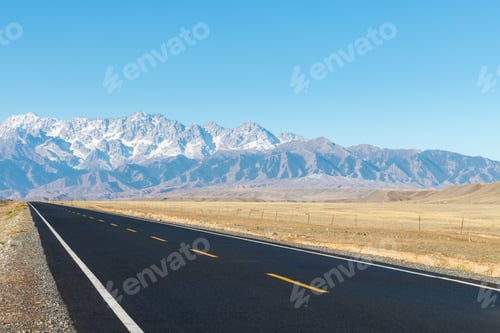 Preview: asphalt road on wilderness, highway to the grand canyon, xinjiang