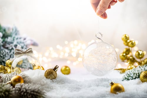 Preview: Christmas decorations on snow
