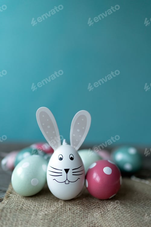 Preview: Easter eggs and cute bunny