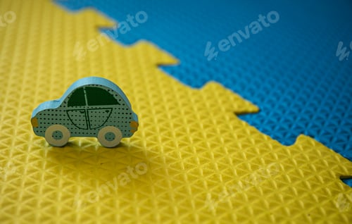 Preview: Blue car