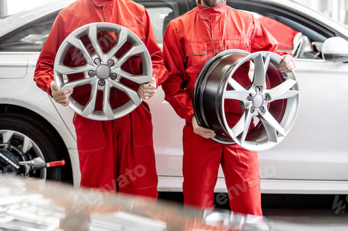 Preview: Auto mechanics with alloyed disks